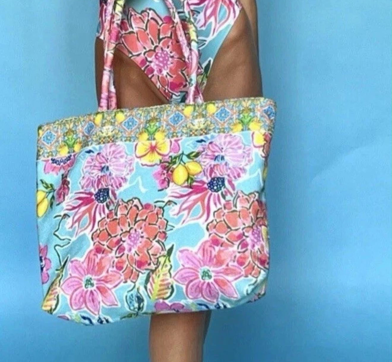 Antica Sartoria Tropical Floral Beach Tote Bag 🌸